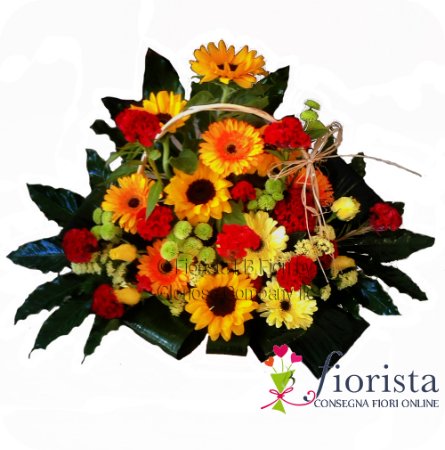 Cesto con girasoli e fiori misti