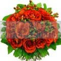 Bouquet rose rosse e hyppericum San Valentino