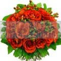 Bouquet rose rosse e hyppericum San Valentino