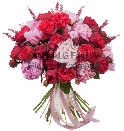 Bouquet Peonie e rose rosse